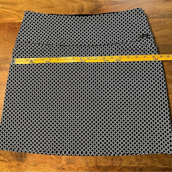 S.C. & Co. Navy & White Geometric Print Sport Skirt with Built-In Shorts, Size L - Picture 7 of 11